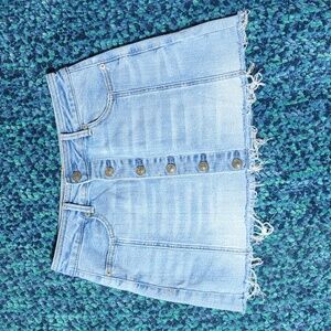 American Eagle Outfitters Size 4